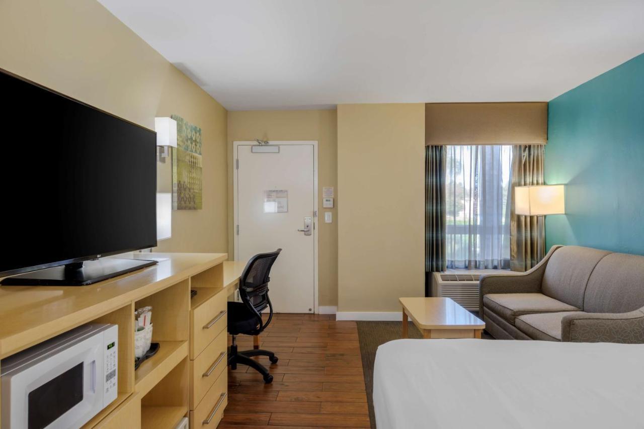 Best Western Plus South Coast Inn Goleta Ngoại thất bức ảnh
