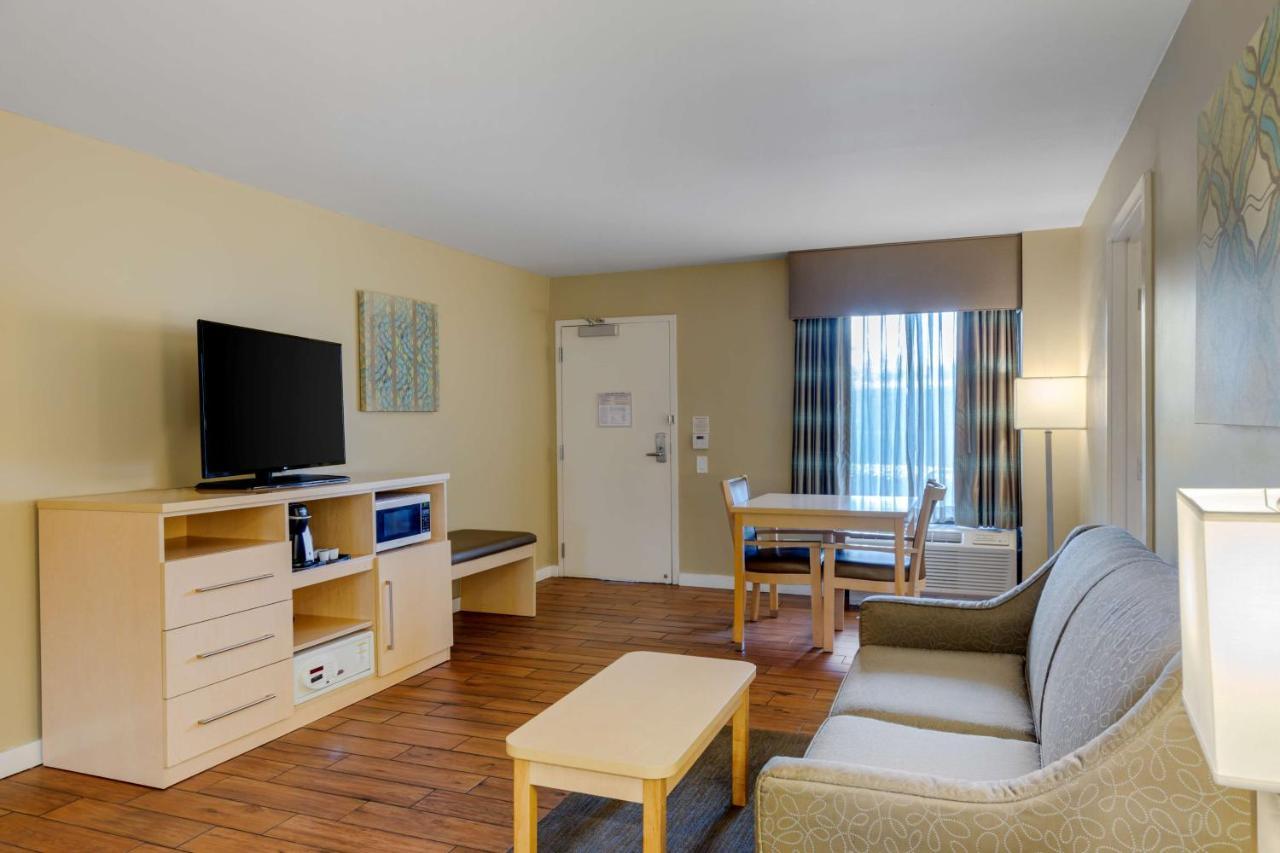 Best Western Plus South Coast Inn Goleta Ngoại thất bức ảnh