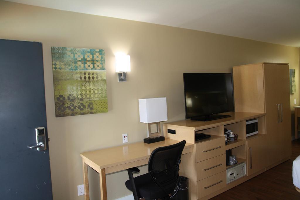 Best Western Plus South Coast Inn Goleta Phòng bức ảnh